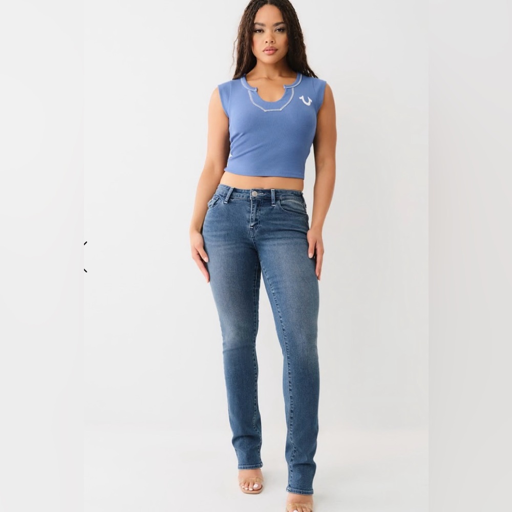 - True Religion mid rise Billi jeans. Frayed bottoms. In EUC. Size 29
